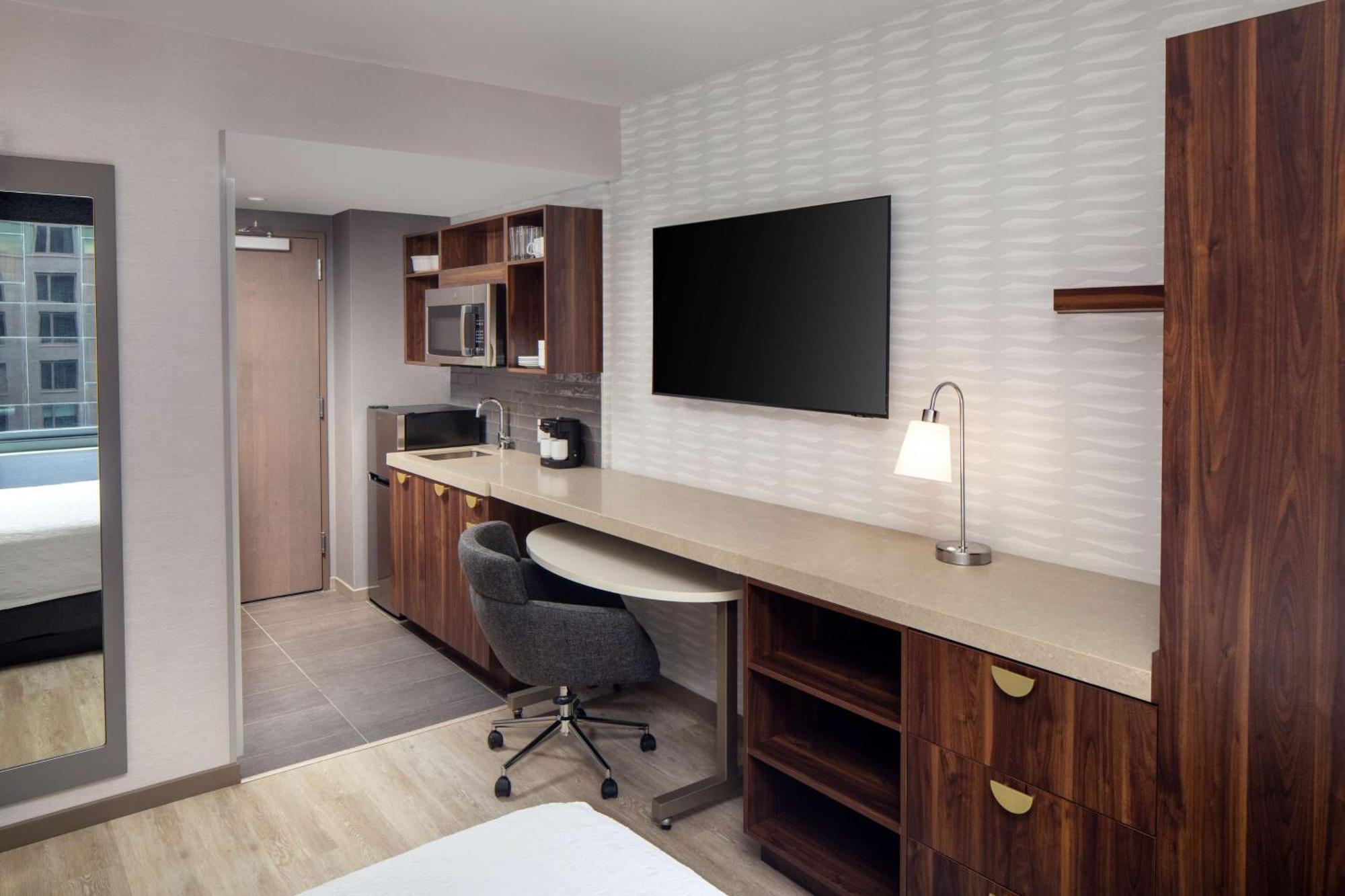 Home2 Suites By Hilton New York Times Square Dış mekan fotoğraf